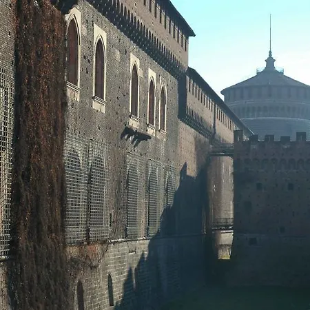 Pomponazzi Apartamento *